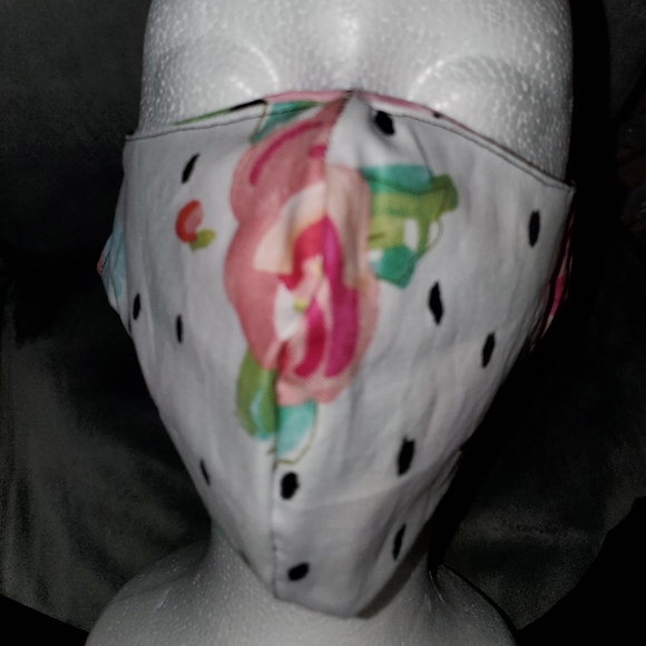 Protective Mask - Picture 4 of 6